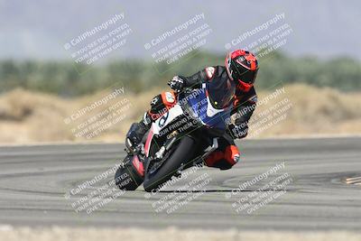 media/Oct-13-2025-Moto Forza (Mon) [[a66d839500]]/3-B Group/Session 3 (Turn 16)/